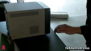 Trans Aly Sinclair Blows And Fingers Then Fucks Chris Archer Anal In The Art Gallery