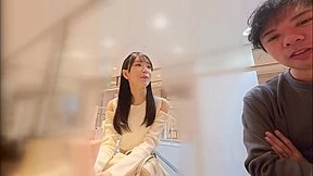 イマドキ細身美少女の密着に成功！お姫様扱いに惹かれる彼女に優しく接していくと