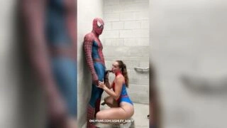 Spidergirl Blowjob