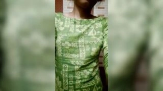 Cute ooodesi Bangladeshi girl nude selfie