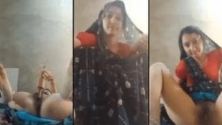 Village Wife Belan Masturbate